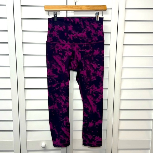 Lululemon Wunder Under Crop II Tie Dye Leggings Size 4 Regal Plum Black - Picture 6 of 11